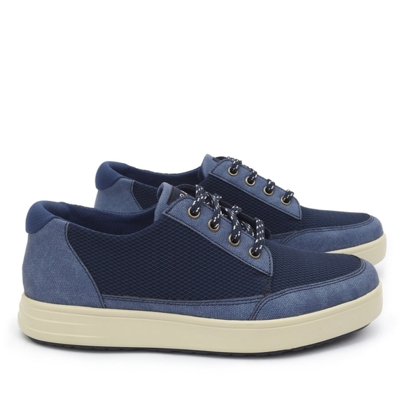Traq by Alegria Shoes - Traq by Alegria Copacetic sz 38 us sz 8 or 8.5 blue lace up sneakers new SH275